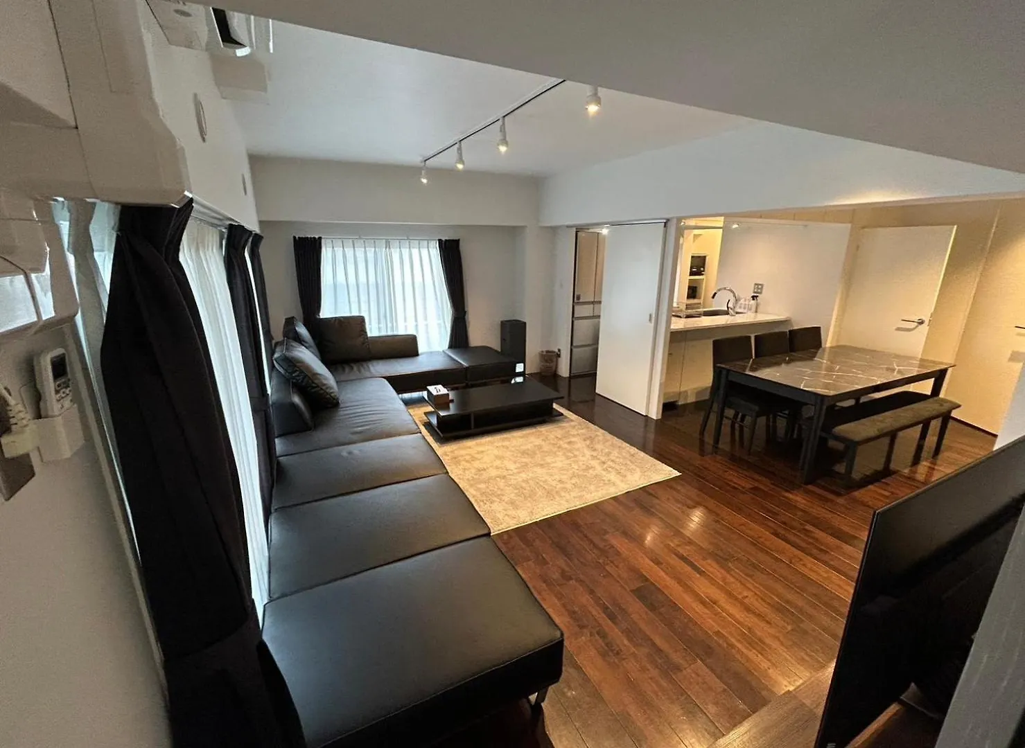 Niys Apartments 74 Type 東京都 0*,